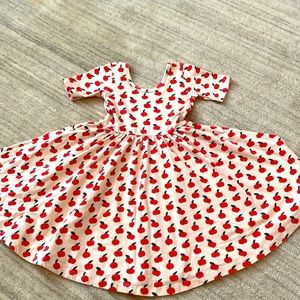 Alice + Ames short sleeve ballet dress in Apple print.